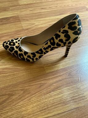INC International Concepts Leopard Print Tan and Black Pointed Toe Pumps
